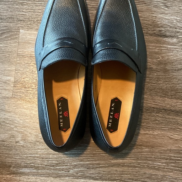 MEZLAN LOAFERS AND DRESS SHOES BUNDLE - Picture 14 of 15